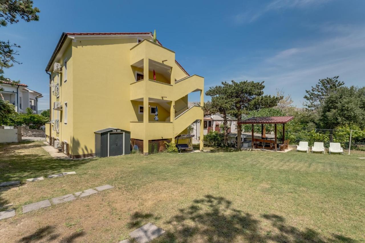 Apartments With A Parking Space Baska, Krk - 13907 Luaran gambar