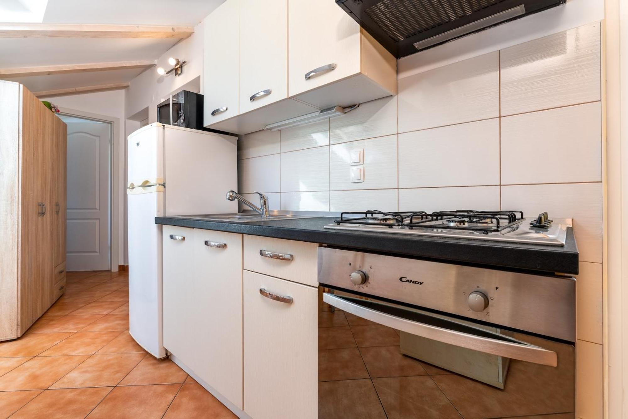 Apartments With A Parking Space Baska, Krk - 13907 Bilik gambar